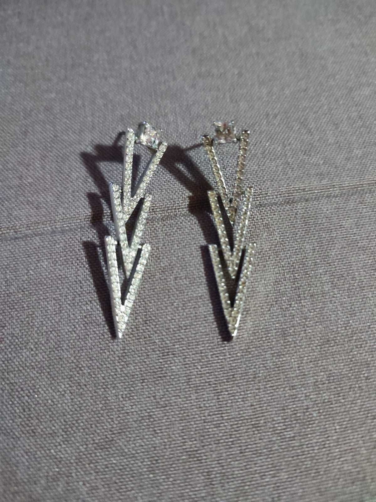 Vand cercei Swarovski cumparati din Corfu