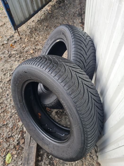 2  Anvelope de iarna *195/65R15*KLEBER*LICHIDARE STOC*75 Lei Buc*