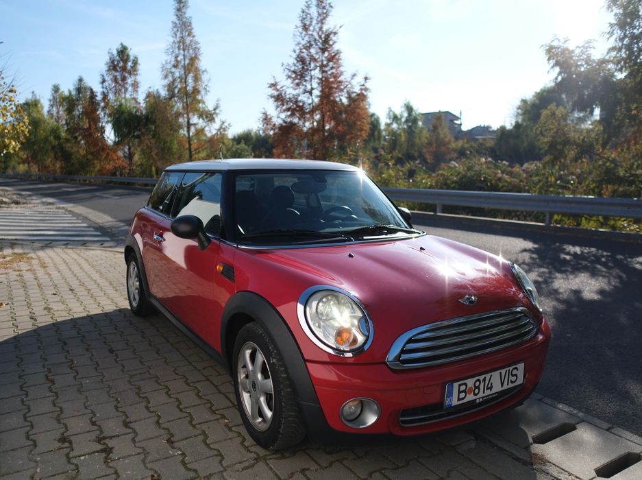 Mini One, cutie automată, încălzire în scaune, stare bună