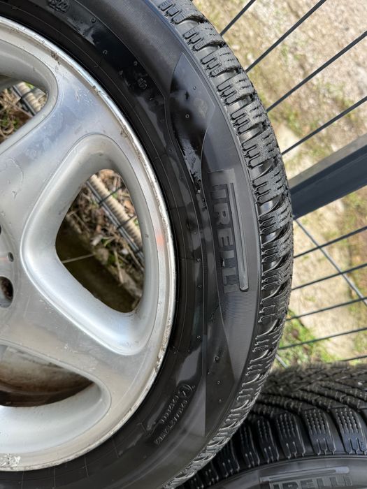 Джанти със зимни гуми PIRELLI dot 22  205/55/16