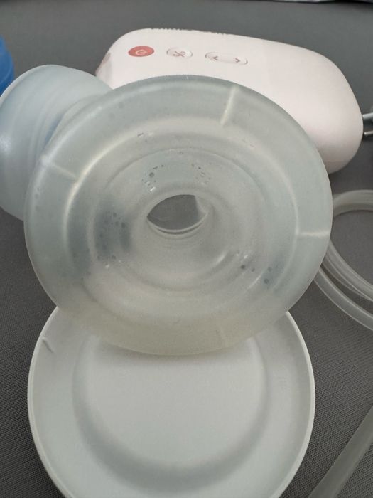 Pompa san electrica Philips Avent roz - folosita foarte putin