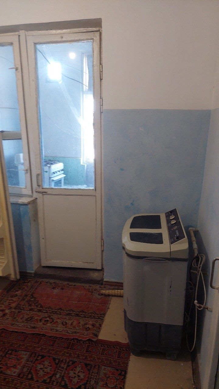 3 хоналик квартира ижарага берилали