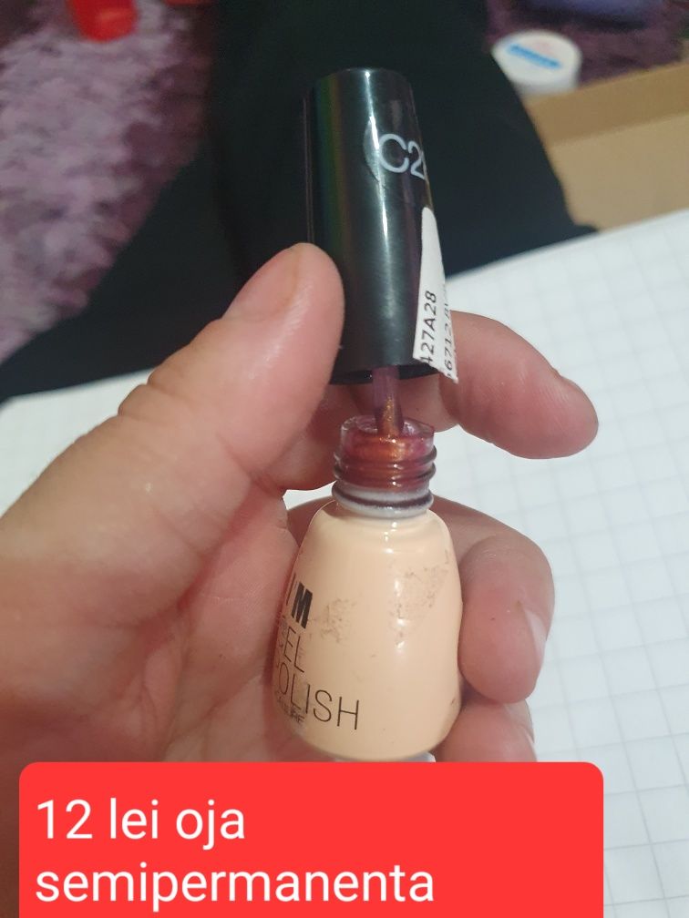 Geluri colorate oja semipermanenta