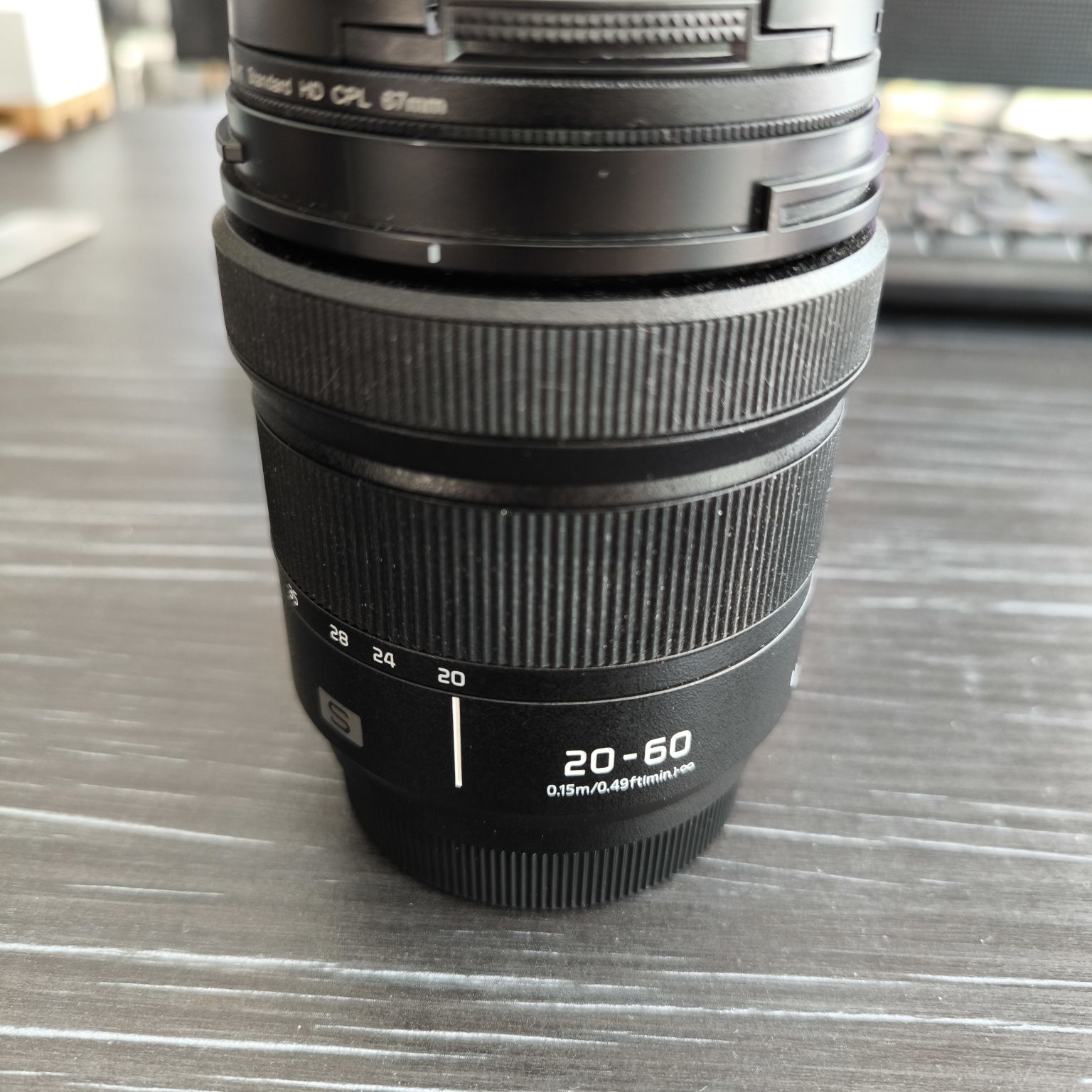 Obiecti Lumix 20-60mm f3.5-5.6 cu geanta și filtru protecție pbonus