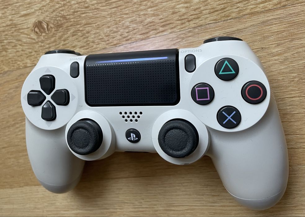 Оригинален джойстик DualShok 4 V2 за PS4/PlayStation 4