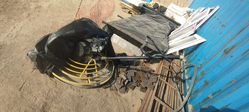 Konteyner - ofis va koʻplab turdagi ish qurollari sotiladi