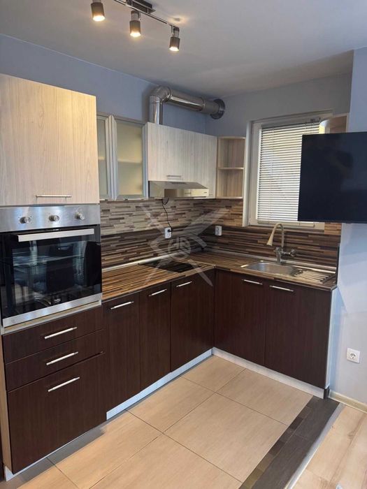 Продава се Двустаен апартамент в Бургас, Възраждане - 78 кв.м за 2116 €/кв.м - Снимка #9