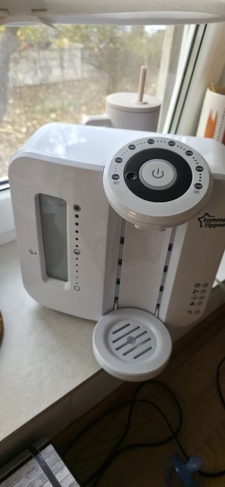 Aparat pentru pregatirea formulei de lapte praf Tommee Tippee