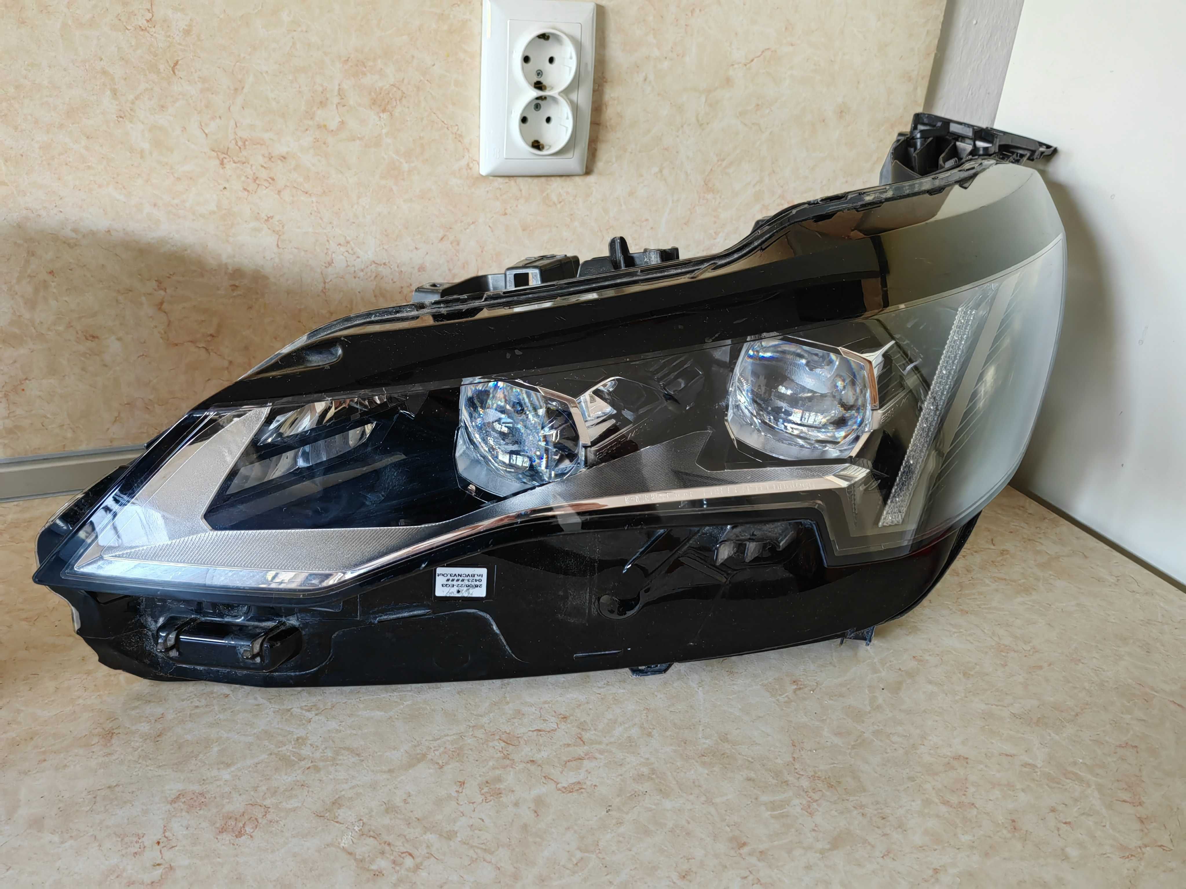 Фар Peugeot 3008/5008 FULL LED Face ляв/Фар Пежо 3008/5008 Оригинален
