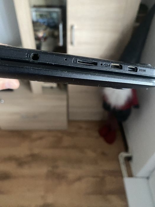 Laptop Acer foarte putin utilizat