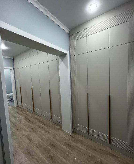 Кухонный гарнитур корпусная мебель прихожая шкаф тумба в Астане