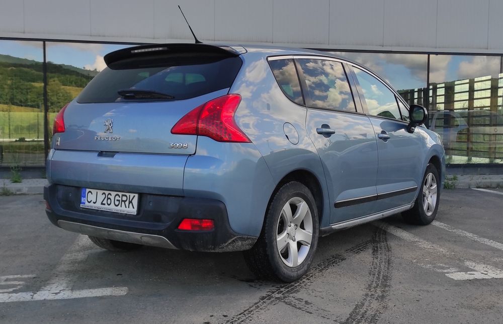 Peugeot 3008, hybrid, 4x4, automat