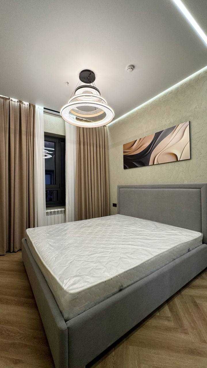 С премиум ремонтом 50 м² в центре на Дархане метро, Akay City`