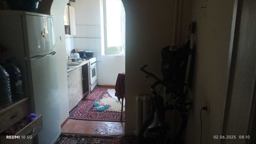 Рисовый базар,  Бакалея 3-3-4, 70м2, балкон 2х6