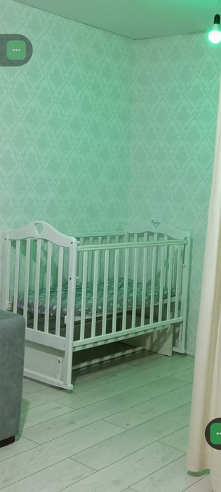 Детская кровать с матрасом