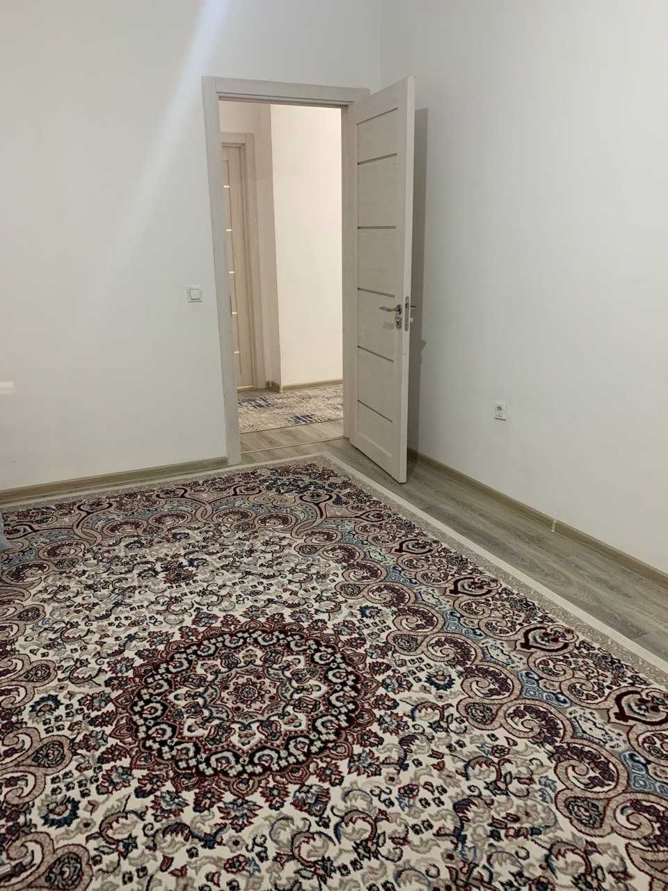 Продается 3-ком. квартира на Янги Дархане(72 кв.м + 40 кв.м терасса)