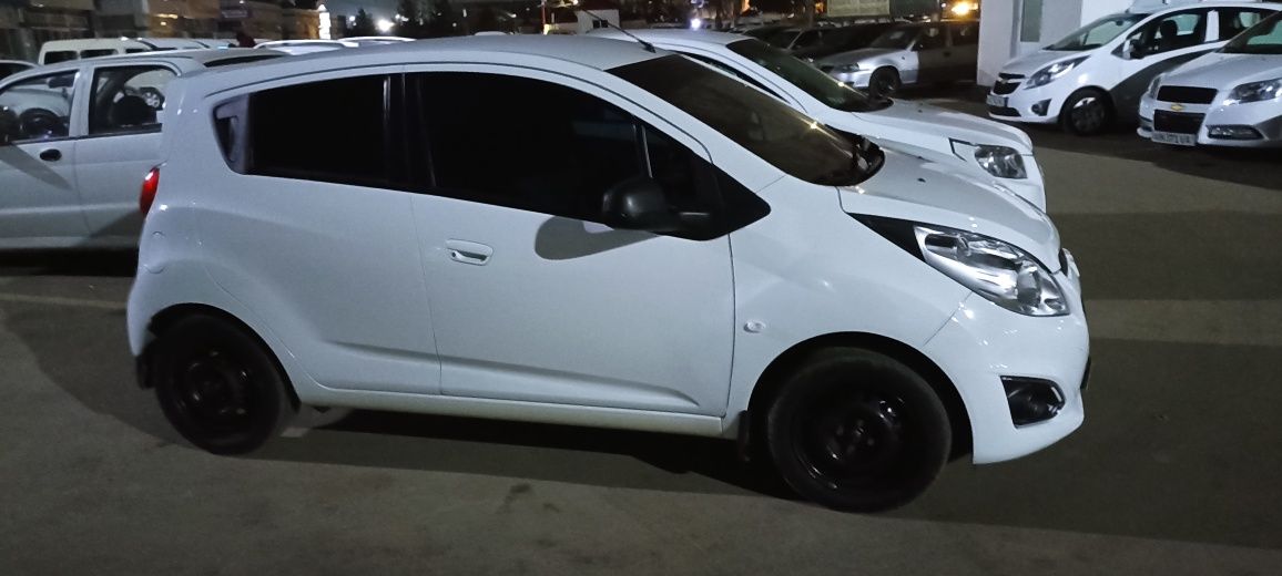 Chevrolet Spark 2017 sotiladi