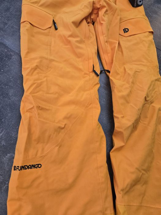 Pantaloni ski marime S