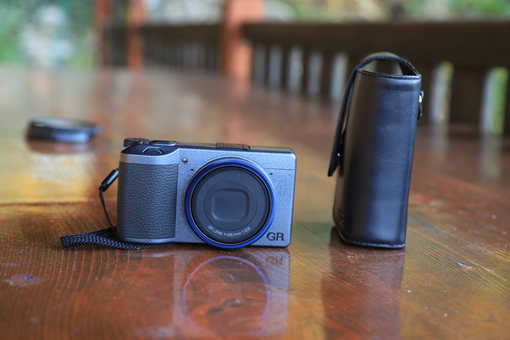 Продавам Ricoh GR3 street edition
