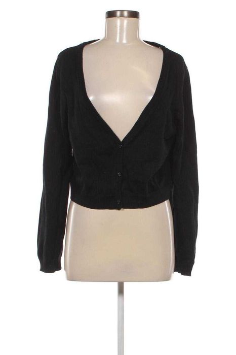 Дамски жилетки-черно и бяло