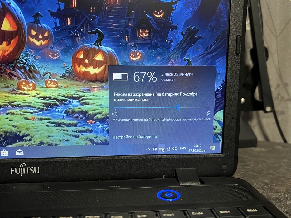 Лаптоп Fujitsu / 15.6’ / i3 / 8GB RAM
