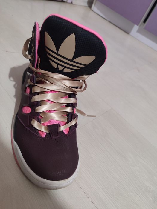 Маратонки Adidas