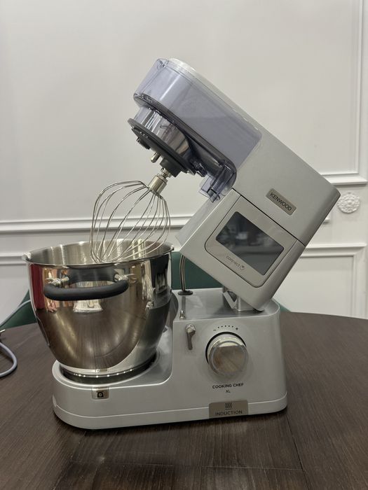 Kenwood Chef XL почти новый