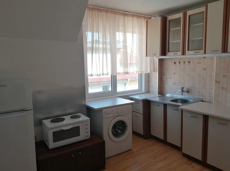 Дава се под наем Двустаен апартамент в Пловдив, Кършияка - 90 кв.м за 350 € - Снимка #1