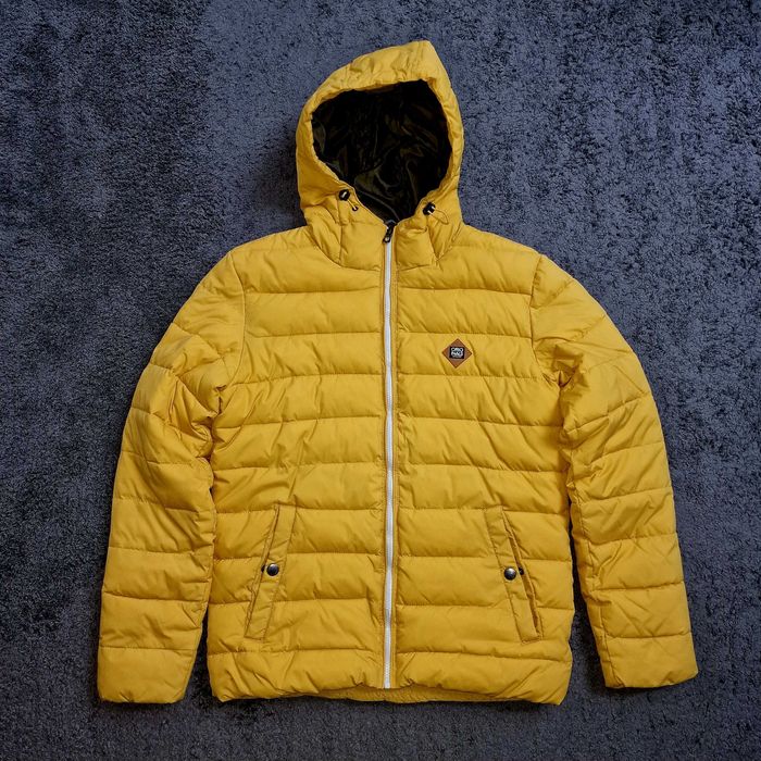 Geacă de puf galbenă JACK&JONES cu glugă (mărimea S)