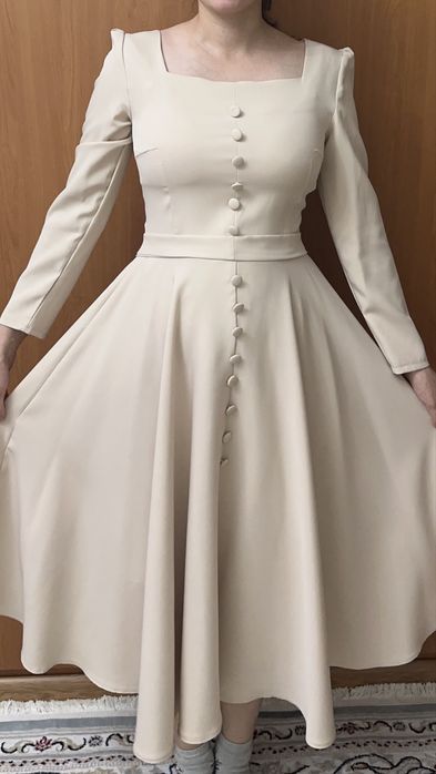 Вечерние платья