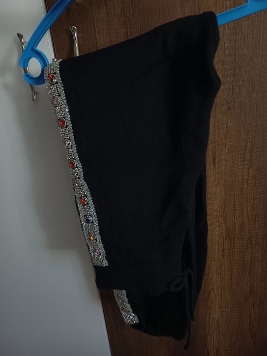 Комплект с камъни плетиво