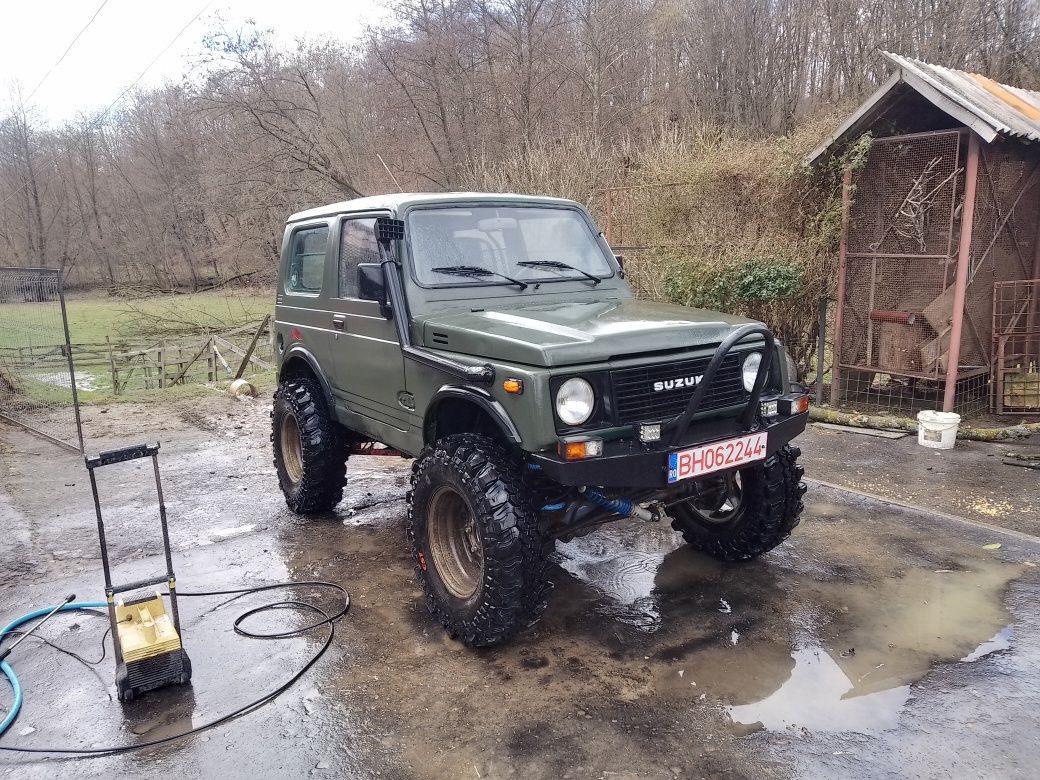 Suzuchi samurai Sj413
