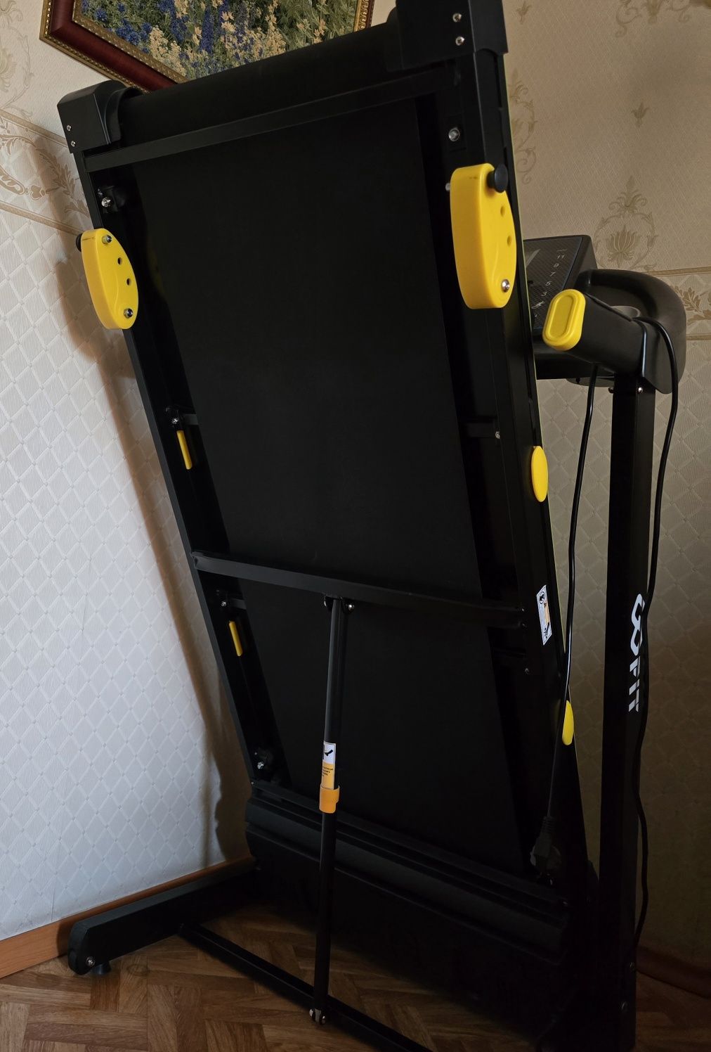 Продам беговую дорожку GOFIT