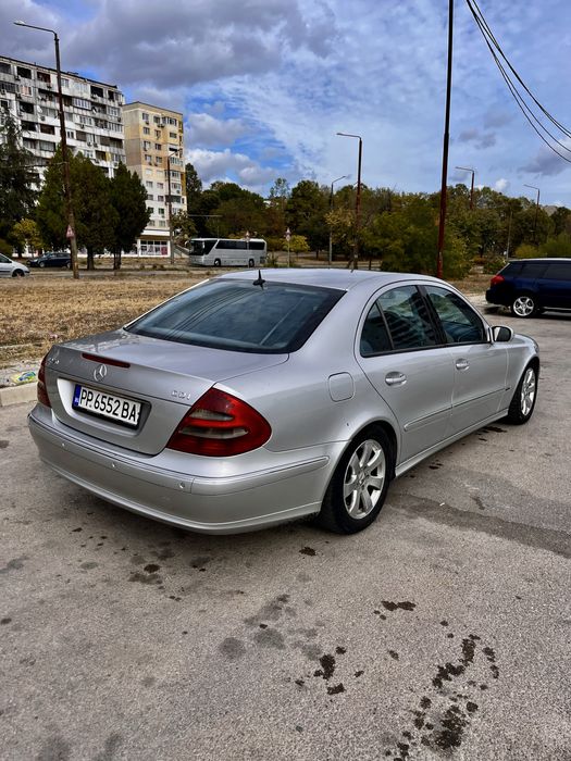 Mercedes-Benz E 270