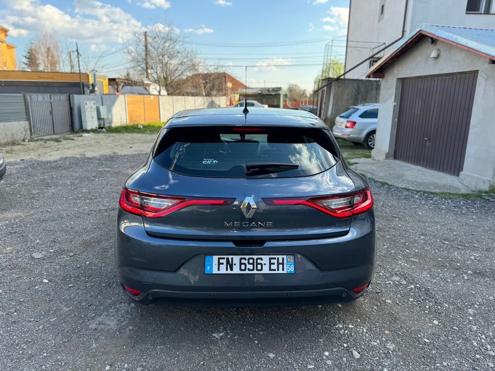 Renault Megane IV Automat/keyless go/navigatie