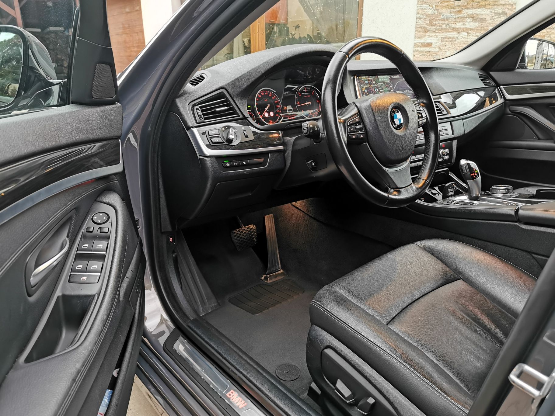 BMW 525d Model Luxury