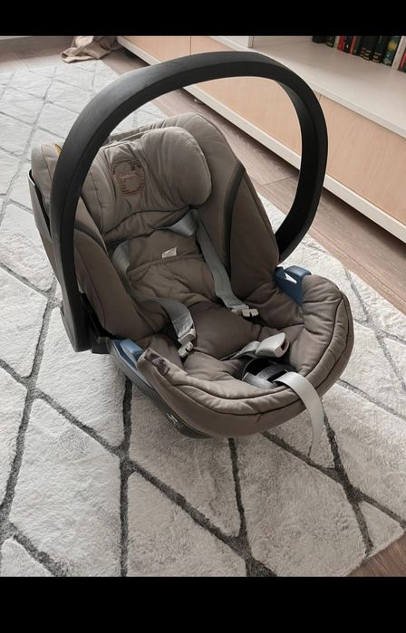 Cybex Gold Aton 5 si baza Isofix