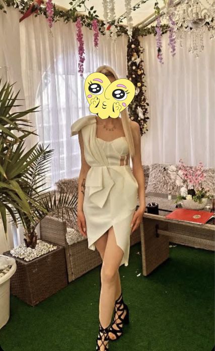 Rochie         .