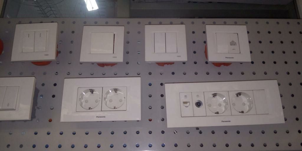 Electrician autorizat   execut interventii Bucuresti si Ilfov non stop