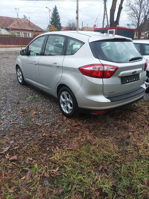 Ford C-Max Titanium