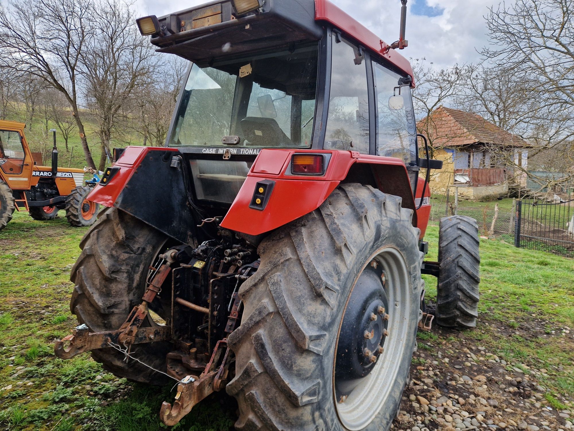 Tractor Case 5130