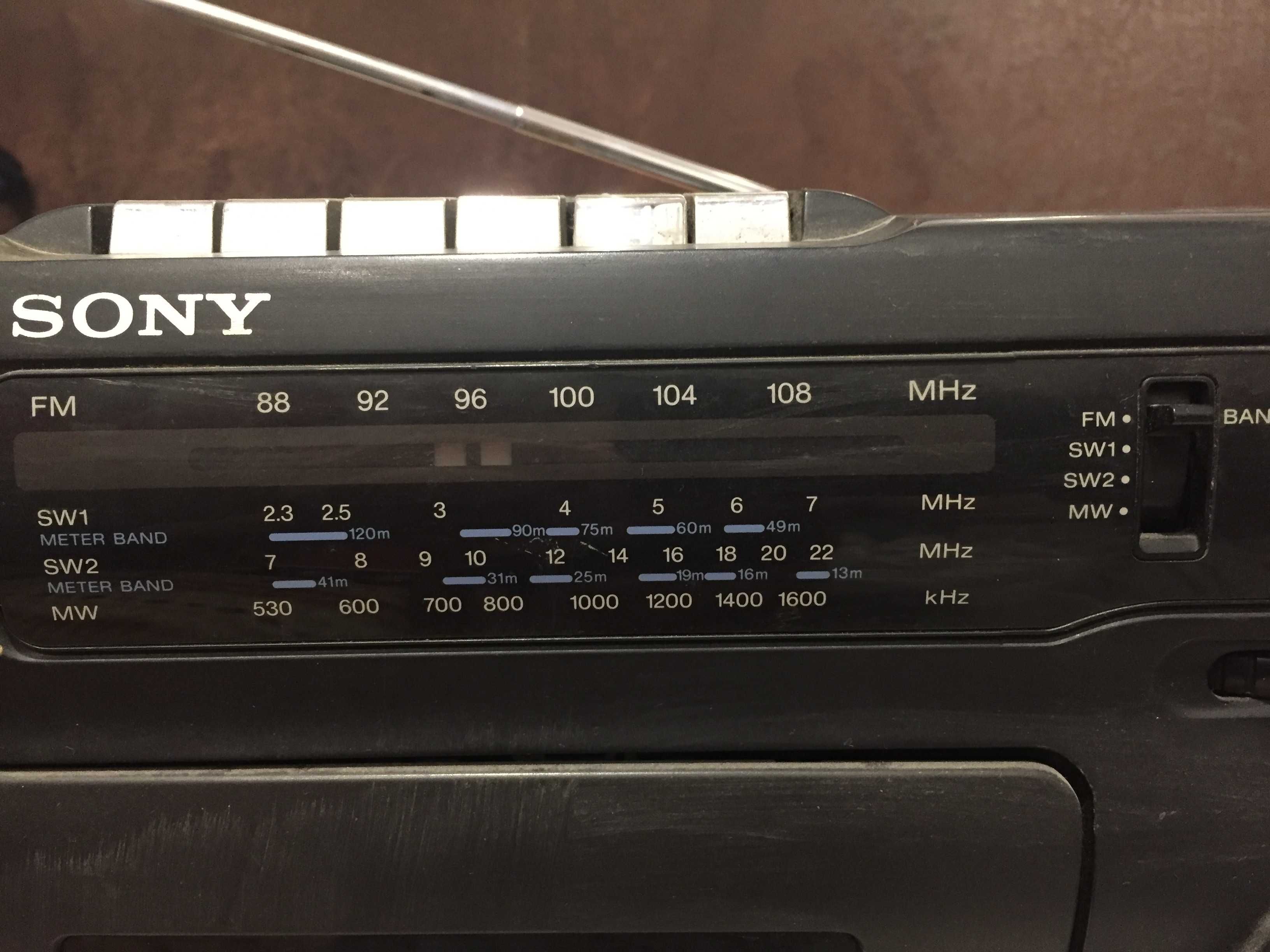 SONY Radio Cassette CFS-1035S, Japan, Antena Satelor super, FM  super
