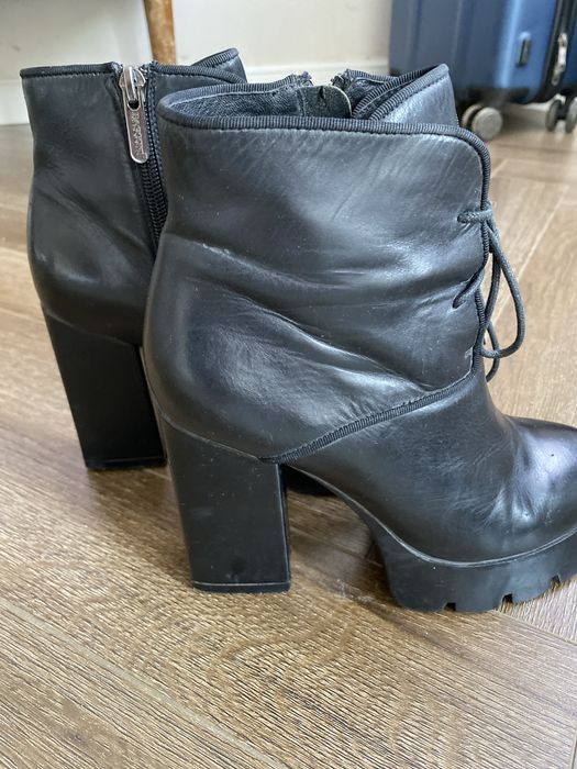 Ботинки Basconi 37 размер