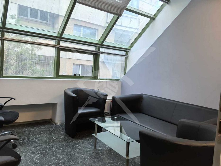 Дава се под наем Офис в София, Подуяне - 95 кв.м за 800 € - Снимка #2