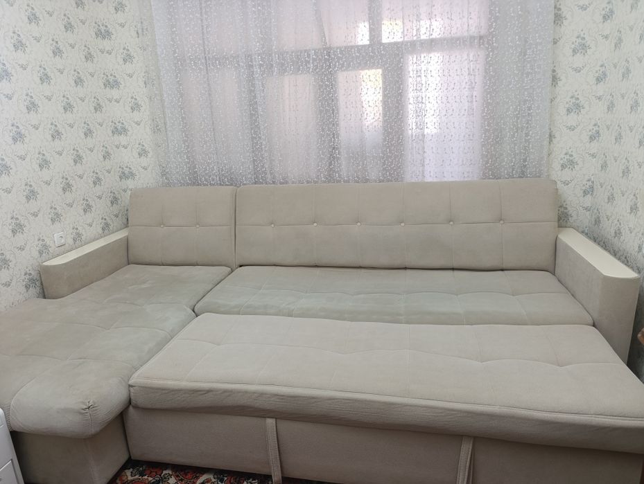 Диван раскладной большой с отсеком для хранения