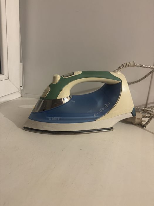 Продам утюг, срочно