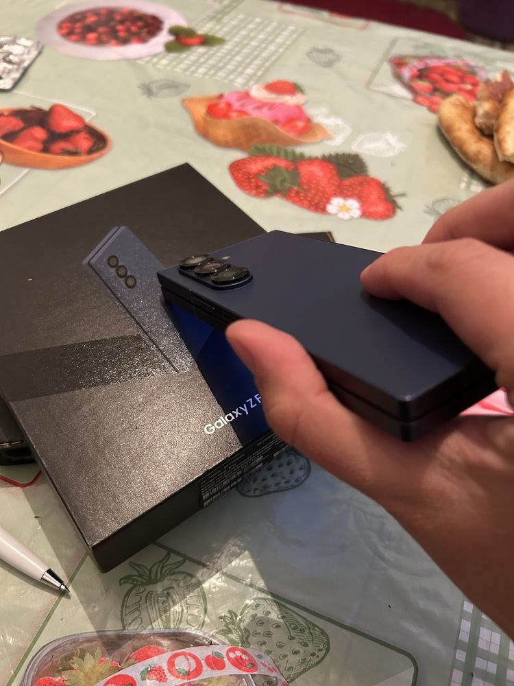 Samsung z Fold 6 256gb как новый