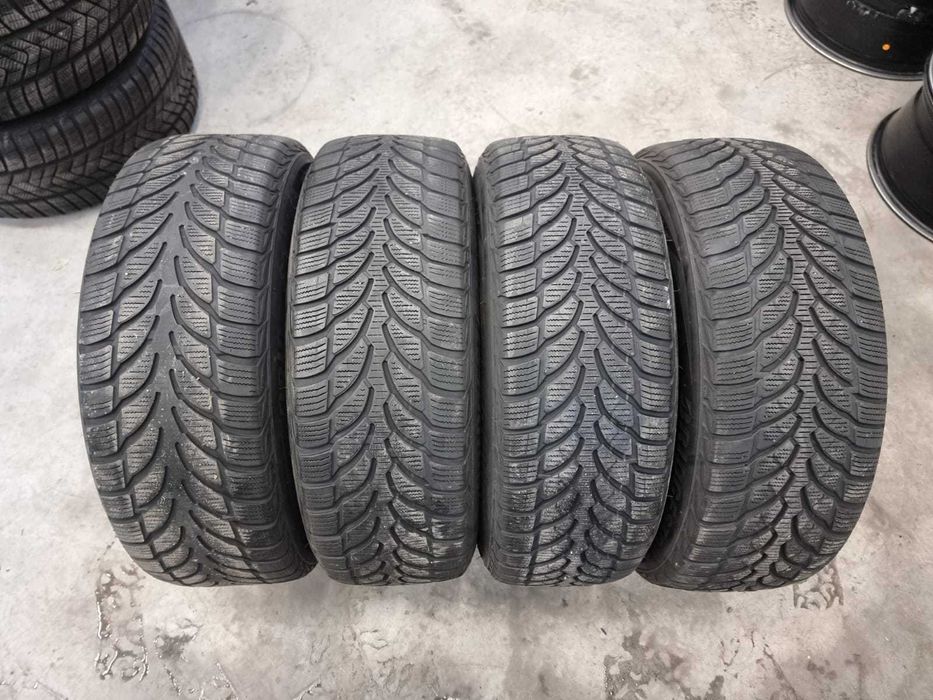 4 Anvelope IARNA 205.60.16 'Bridgestone' Runflat ; stare buna
