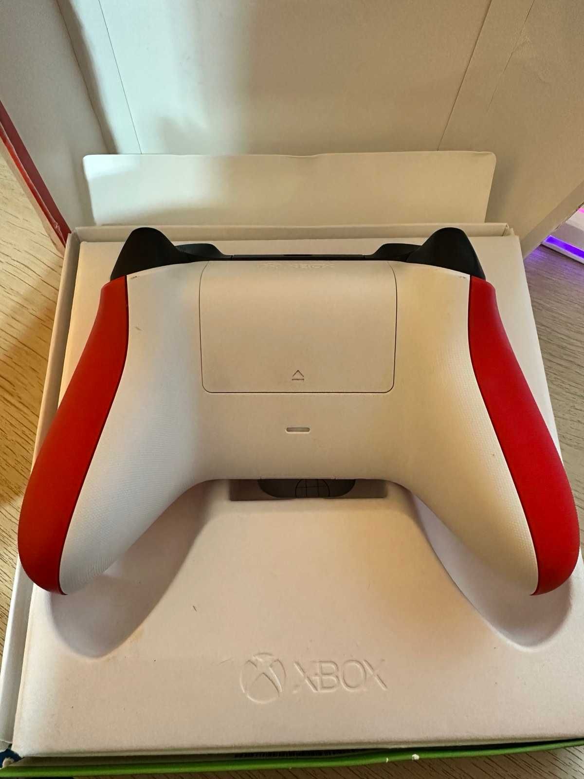 Xbox Series S Контролер нов Pulse Red