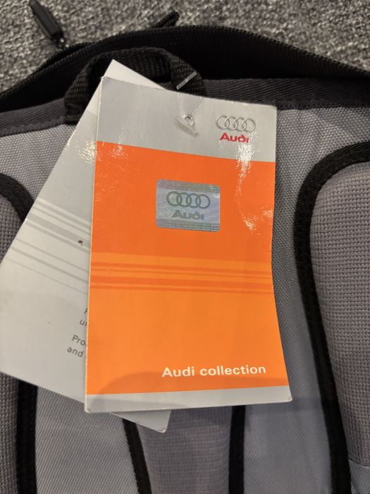 Чанта за кръста АУДИ